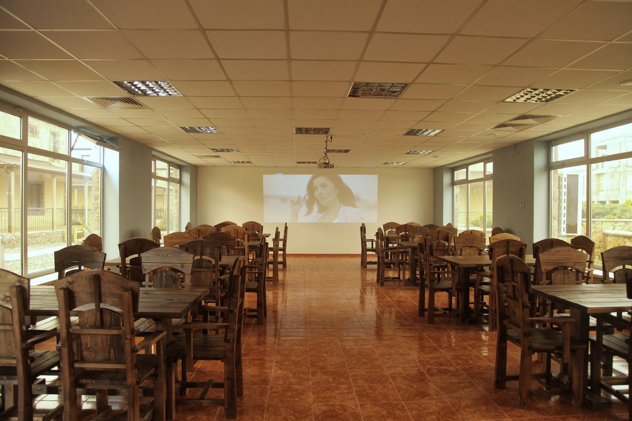 F-Marine Resort Artyom Екстер'єр фото
